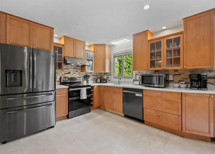 5br & Game Room, Bridge Park & Zoo, Sleeps 12 Columbus