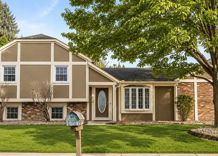 5br & Game Room, Bridge Park & Zoo, Sleeps 12 *
