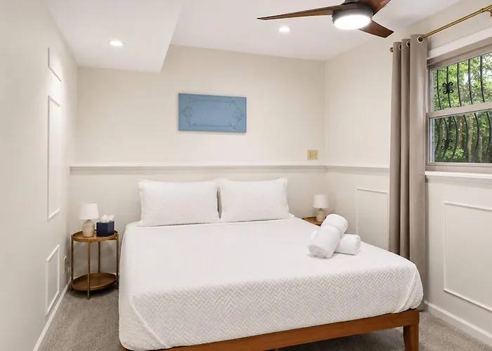 5br & Game Room, Bridge Park & Zoo, Sleeps 12 Holiday home Columbus